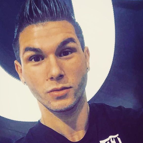 Meet your Posher, Michael - Picture 1 of 1